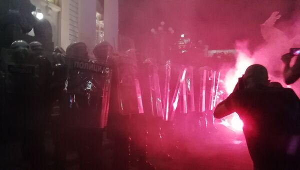 Disturbios en Belgrado - Sputnik Mundo