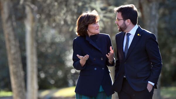 Vicepresidenta de España con el vicepresidente de la Generalitat de Cataluña - Sputnik Mundo