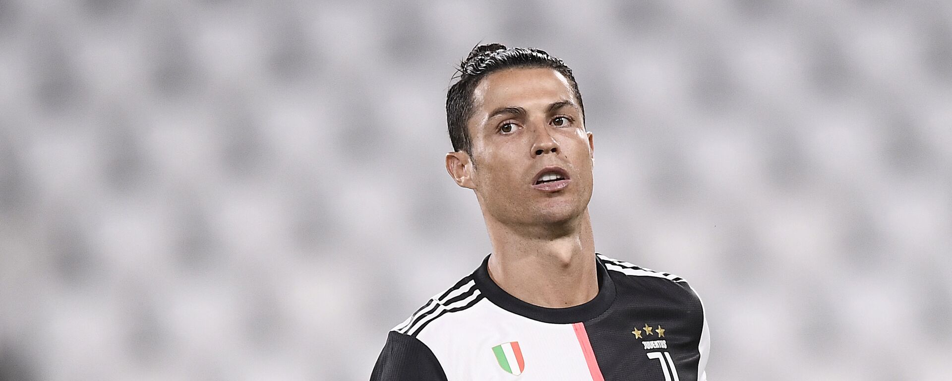 El futbolista portugués Cristiano Ronaldo jugando para la Juventus de Italia - Sputnik Mundo, 1920, 14.07.2020