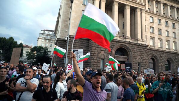 Protesta antigubernamental en Sofía, Bulgaria - Sputnik Mundo