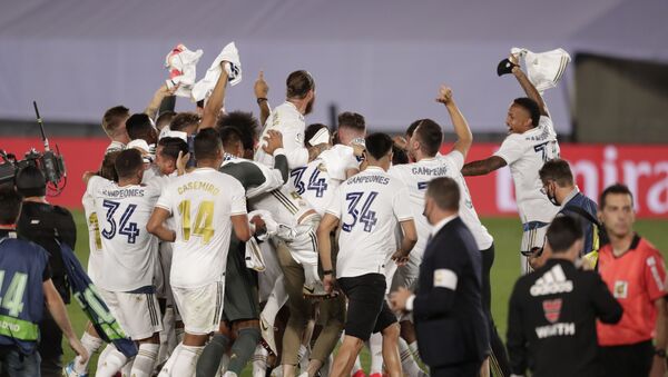 El Real Madrid se corona campeón de la Liga Española - Sputnik Mundo