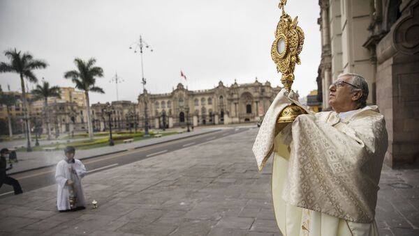 Un arzobispo en Perú (archivo) - Sputnik Mundo
