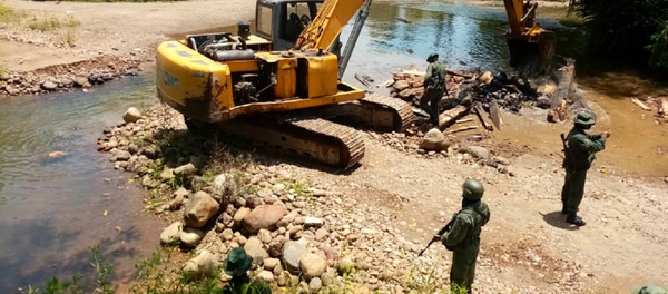 Destrucción de un paso ilegal en el estado de Táchira, Venezuela Destrucción de un paso ilegal en el estado de Táchira, Venezuela - Sputnik Mundo