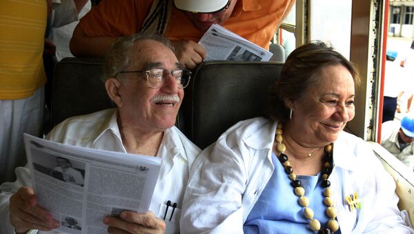 Gabriel García Márquez y Mercedes Barcha (2007) - Sputnik Mundo