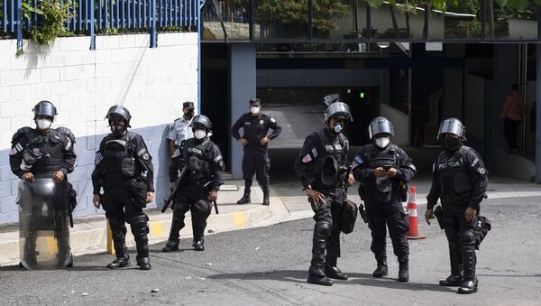 Policía de El Salvador - Sputnik Mundo