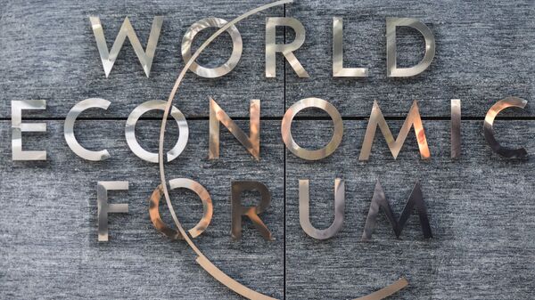 Logo del Foro Económico Mundial en Davos - Sputnik Mundo