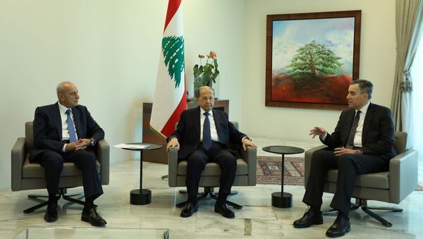 El embajador del Líbano en Alemania, Mustapha Adib, el presidente del Líbano, Michel Aoun y el portavoz del Parlamento del Líbano, Nabih Berri - Sputnik Mundo