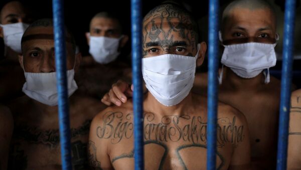 Presos de la cárcel de Izalco en El Salvador  - Sputnik Mundo