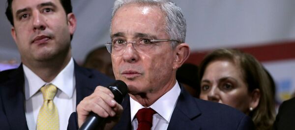 Álvaro Uribe, expresidente de Colombia Álvaro Uribe, expresidente de Colombia - Sputnik Mundo