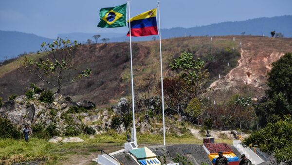 Banderas de Brasil y Venezuela - Sputnik Mundo