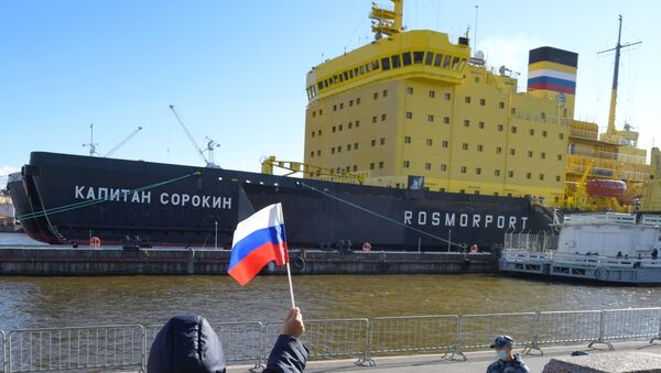 El rompehielos Capitán Sorokin en el festival internacional de rompehielos en San Petersburgo, Rusia - Sputnik Mundo