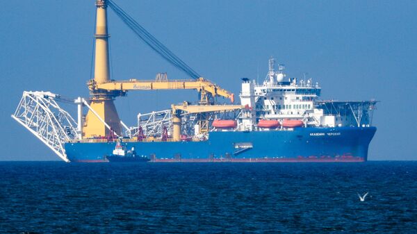 Un buque ruso involucrado en la construcción del gasoducto Nord Stream 2 - Sputnik Mundo