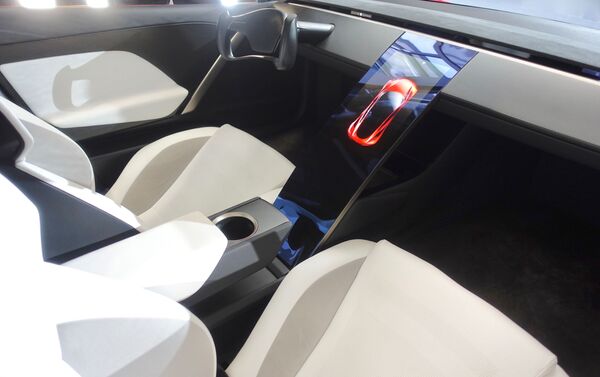 El interior de un Tesla Roadster 2020 - Sputnik Mundo