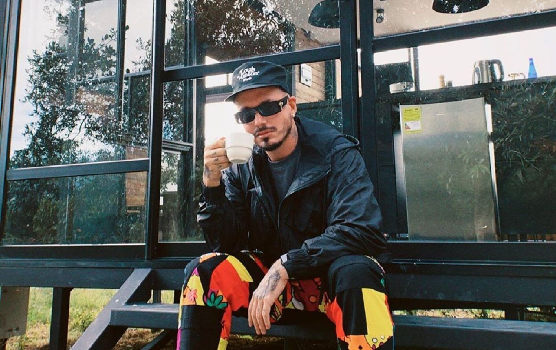 J Balvin crea su propio combo en McDonald's Vídeo, fotos 06.10.2020