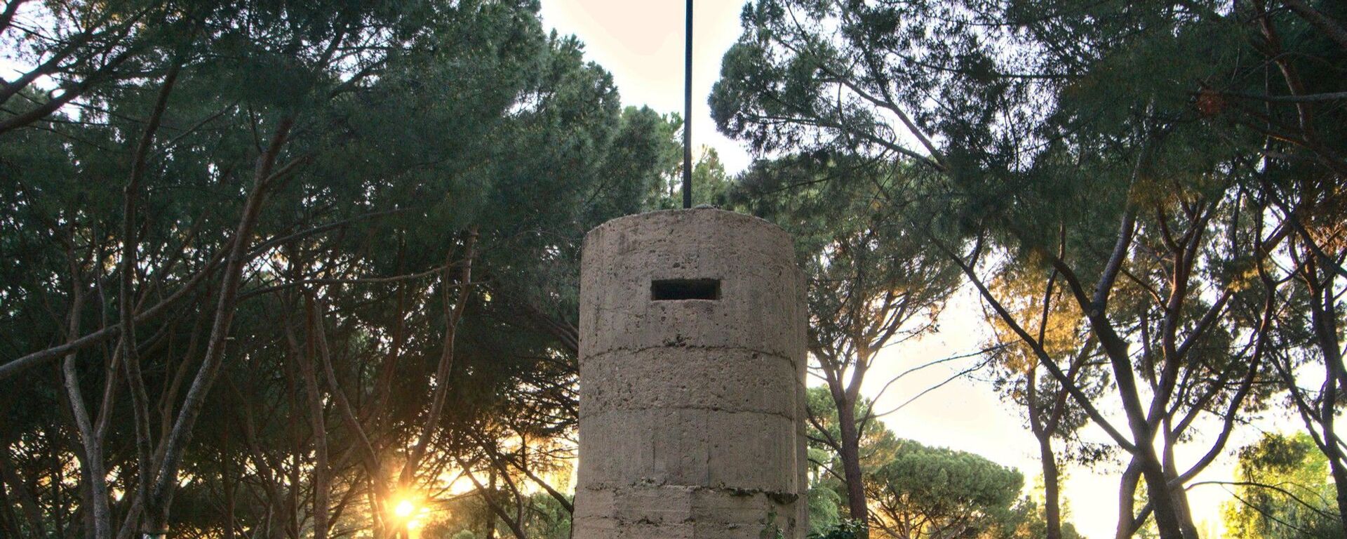 Un fortín de la Guerra Civil en el Parque del Oeste en Madrid - Sputnik Mundo, 1920, 23.10.2020