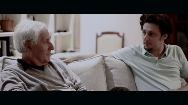 Jon Viar e Iñaki Viar, en un fotograma de la película 'Traidores' - Sputnik Mundo