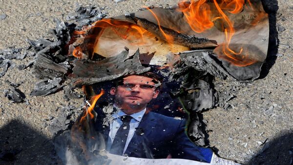 Protestas contra las declaraciones del presidente francés, Emmanuel Macron, en Palestina - Sputnik Mundo
