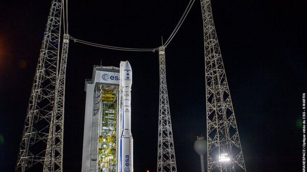 Cohete Vega antes del lanzamiento (Archivo) - Sputnik Mundo