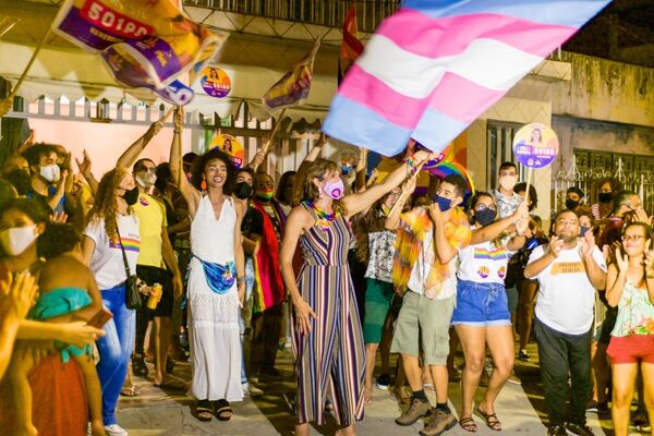 Las mujeres trans arrasan en las elecciones de Brasil: Somos un soplo de esperanza Las mujeres trans arrasan en las elecciones de Brasil: Somos un soplo de esperanza - Sputnik Mundo