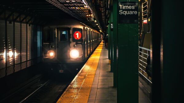 El metro de Nueva York, imagen referencial - Sputnik Mundo