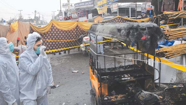 La explosión en Rawalpindi, Pakistán - Sputnik Mundo