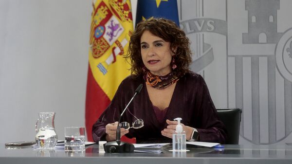 La ministra de Hacienda y portavoz del Gobierno, María Jesús Montero - Sputnik Mundo