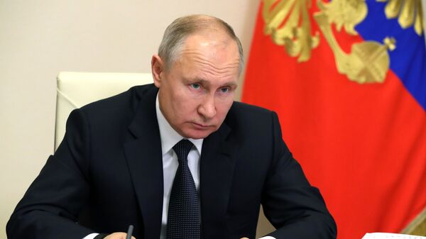 Vladímir Putin, el presidente de Rusia, en una reunión sobre el desarrollo estratégico y los proyectos nacionales - Sputnik Mundo
