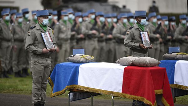 Funeral de los soldados franceses fallecidos en Malí - Sputnik Mundo