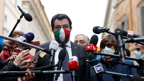 Matteo Salvini, líder del partido italiano la Liga - Sputnik Mundo