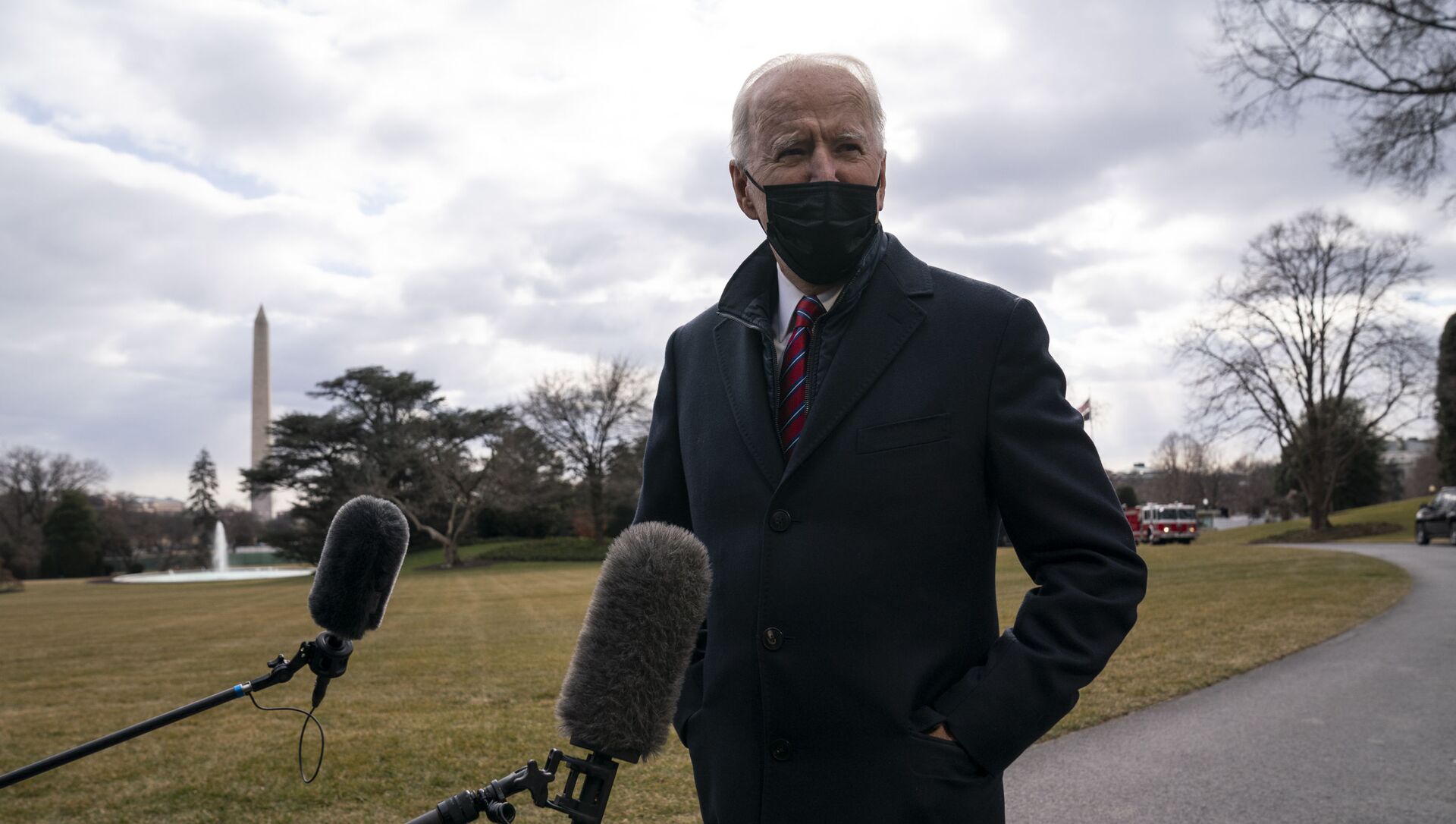 Joe Biden, presidente de EEUU, compadece ante la prensa en la Casa Blanca, en Washington, el 29 de enero del 2021 - Sputnik Mundo, 1920, 05.02.2021
