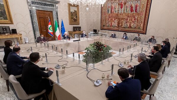 El presidente italiano Sergio Mattarella mantiene conversaciones en el Palacio del Quirinal en Roma, Italia - Sputnik Mundo