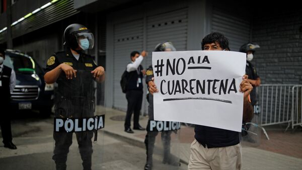 Protestas contra la cuarentena en Perú - Sputnik Mundo