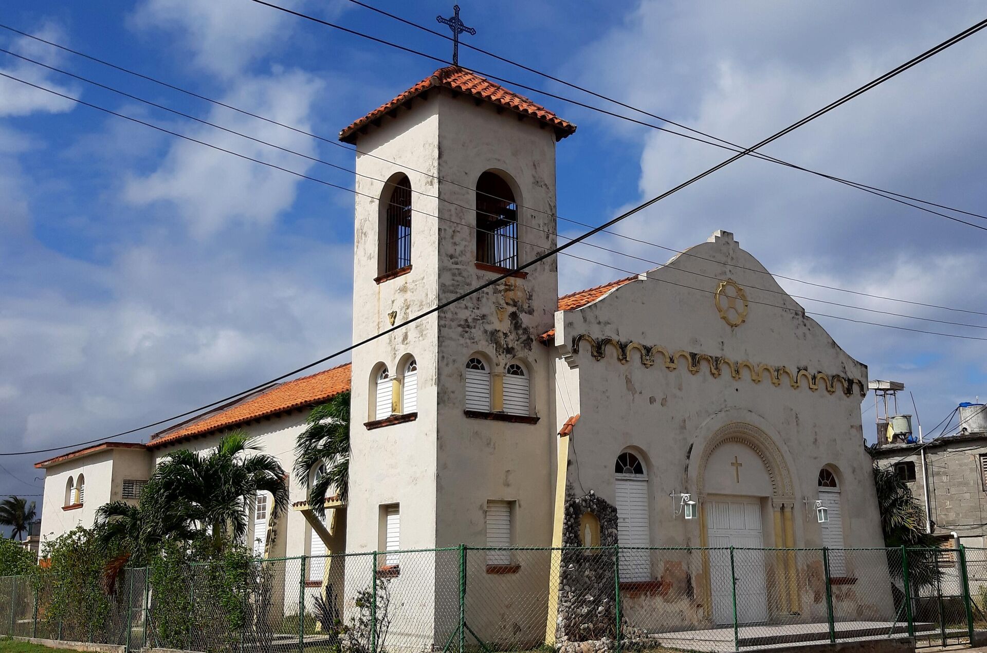 Iglesia católica en La Habana, capital de Cuba  - Sputnik Mundo, 1920, 22.02.2021