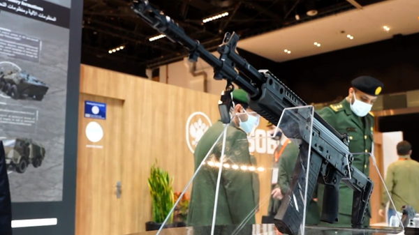 Kalashnikov presenta en Abu Dabi su rifle de asalto AK-19 con calibre estándar de la OTAN | Vídeo - Sputnik Mundo