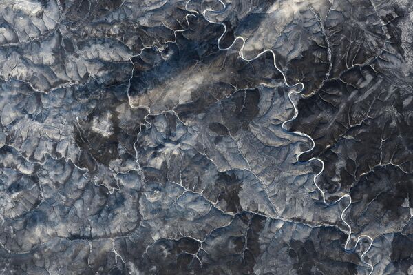 Una imágen satelital de meseta norte de Siberia central en octubre - Sputnik Mundo