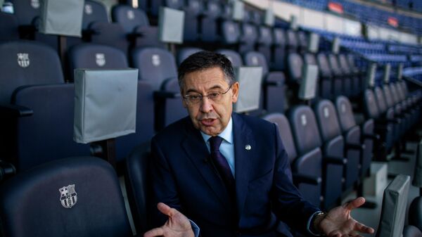 El expresidente el FC Barcelona Josep Bartomeu en el Camp Nou - Sputnik Mundo