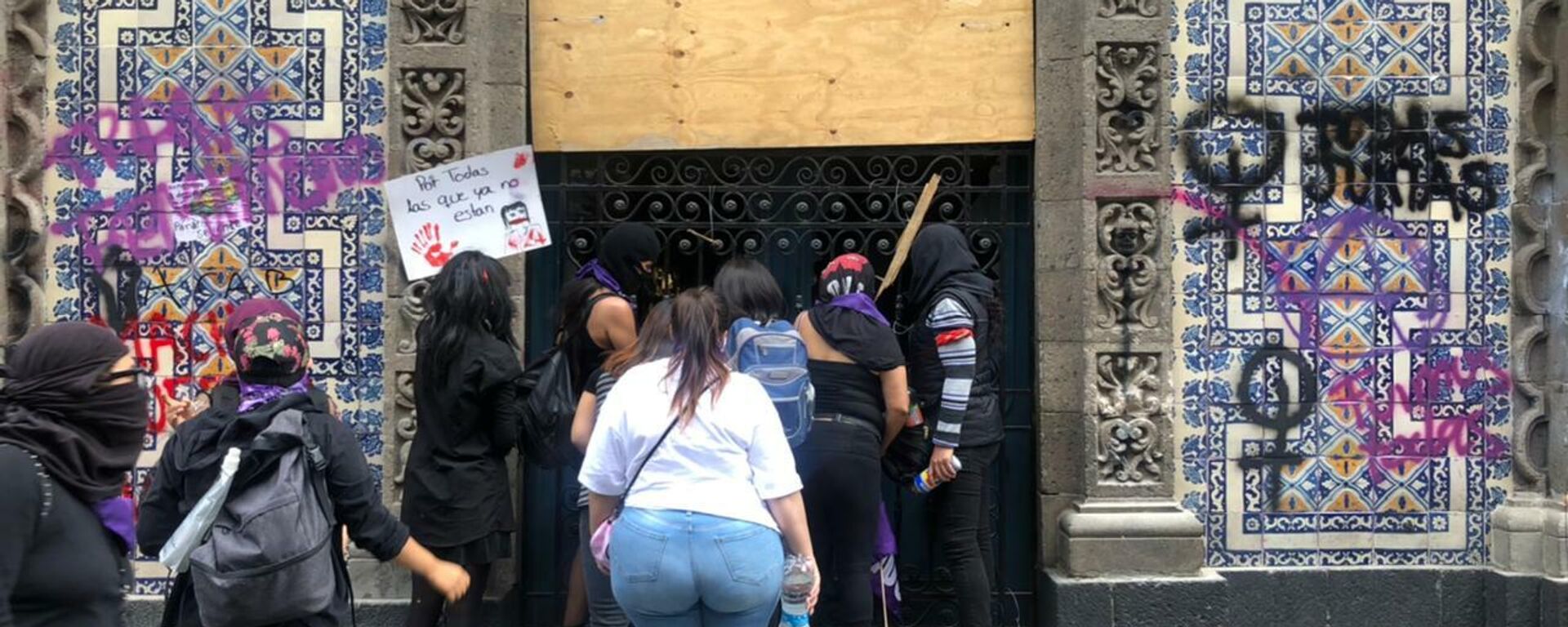 La protesta del Día Intenaiconal de la Mujer en la Ciudad de México - Sputnik Mundo, 1920, 02.03.2022