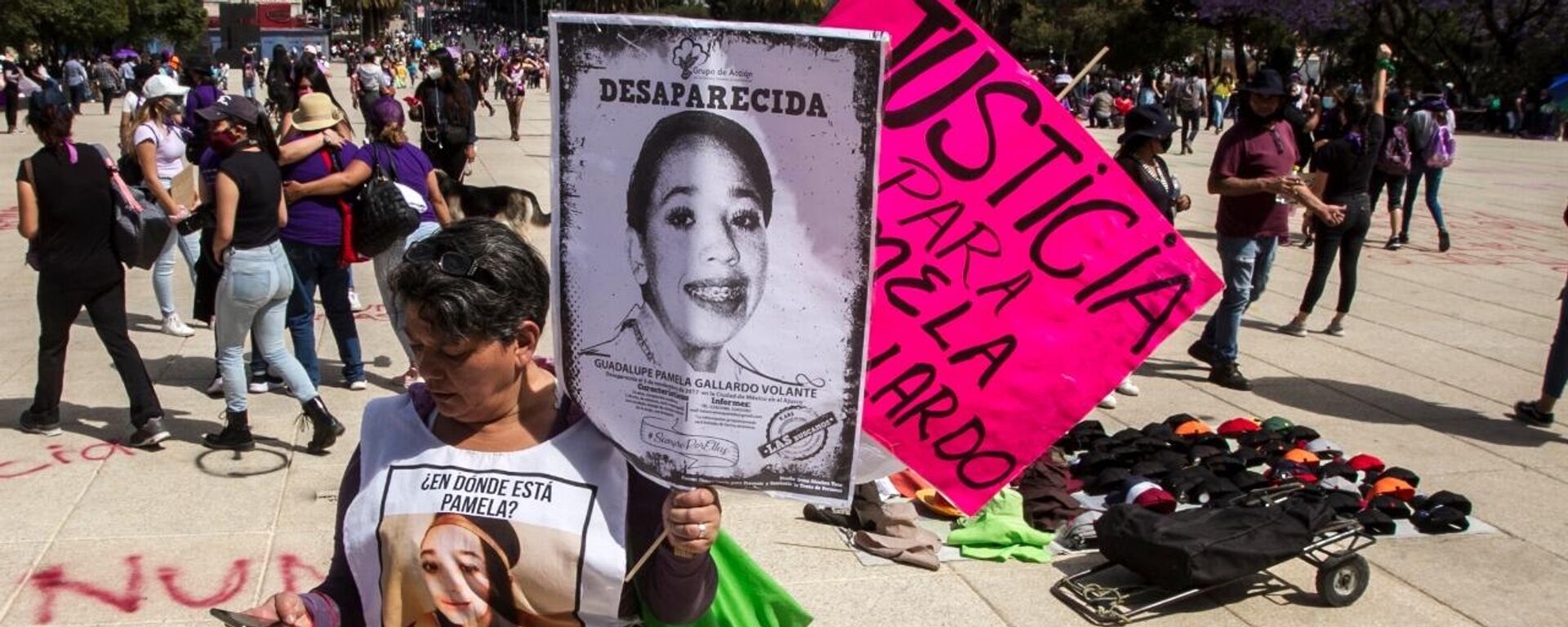 María del Carmen Volante durante la marcha del 8 de marzo del 2021 en la Ciudad de México - Sputnik Mundo, 1920, 19.05.2022