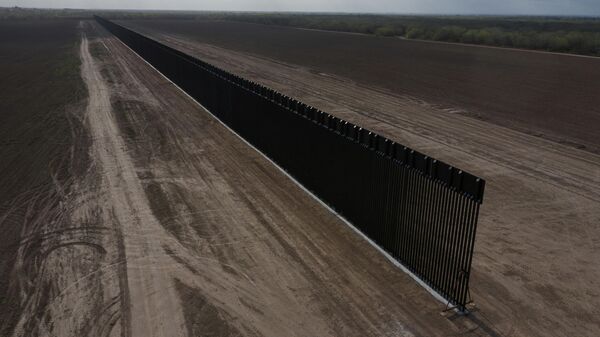 La detención de la construcción del muro fronterizo en EEUU - Sputnik Mundo