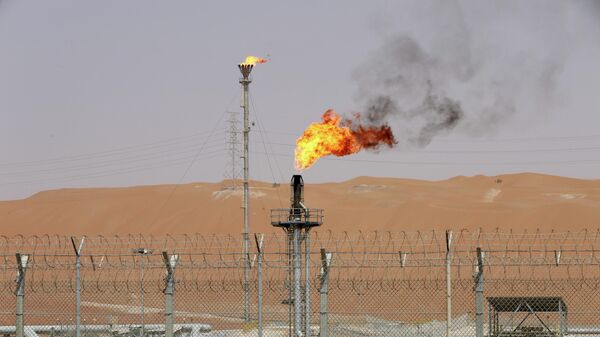 Refinerías de petróleo de Arabia Saudí Saudi Aramco - Sputnik Mundo