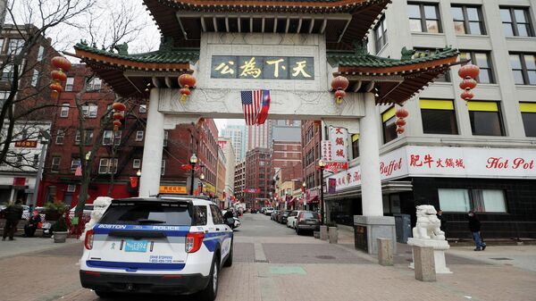 La Policía de Boston patrullando en 'Chinatown', EEUU - Sputnik Mundo