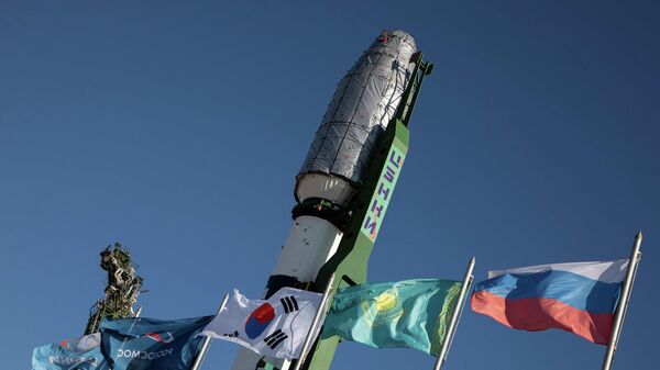 Un cohete ruso Soyuz-2.1a - Sputnik Mundo
