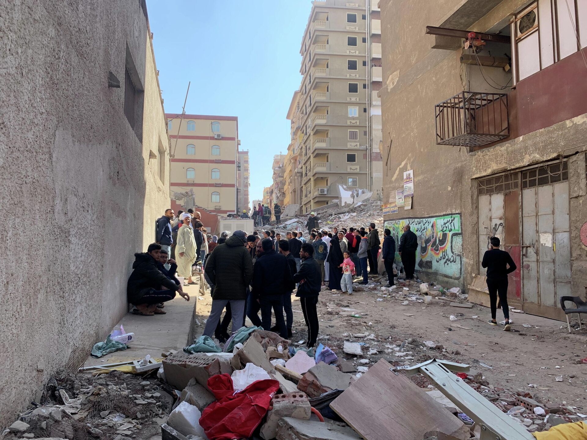 El derrumbe de una vivienda en el Cairo, el 27 de marzo de 2021 - Sputnik Mundo, 1920, 27.03.2021