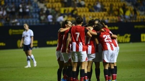 El Athletic Club gana el Carranza en los penaltis - Sputnik Mundo