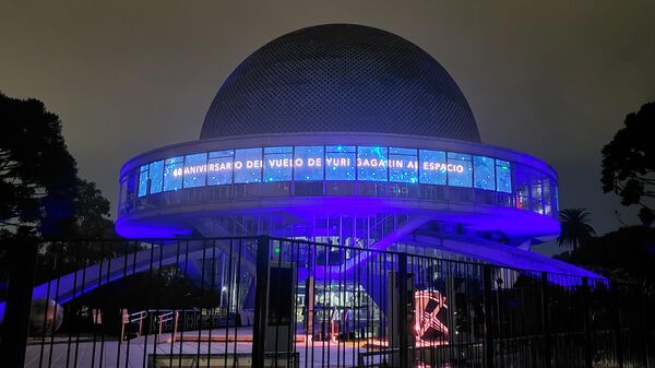 El Planetario de Buenos Aires inauguró una muestra de fotos en homenaje al cosmonauta soviético Yuri Gagarin - Sputnik Mundo