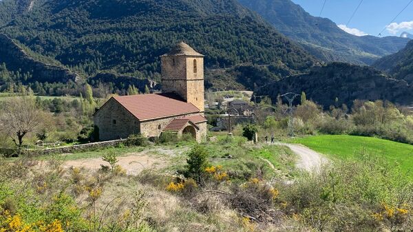 Vista de la iglesia de San Miguel de Jánovas (Huesca) - Sputnik Mundo