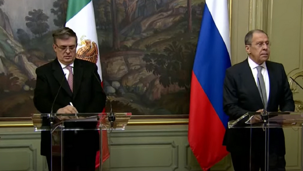 El ministro de Exteriores ruso, Serguéi Lavrov, y su homólogo mexicano, Marcelo Ebrard, sostienen rueda de prensa conjunta tras celebrar una reunión bilateral el 28 de abril en Moscú - Sputnik Mundo