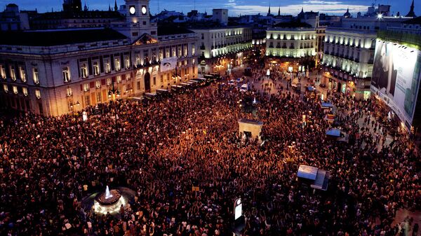 La Puerta del Sol de Madrid, en mayo de 2011 - Sputnik Mundo