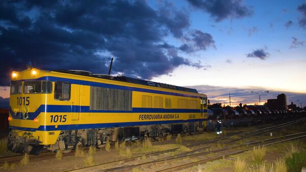 El tren de la Ferroviaria Andina - Sputnik Mundo