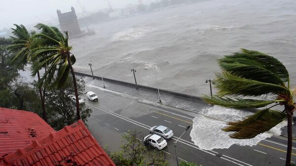 El ciclón Tauktaee en Mumbai, India - Sputnik Mundo